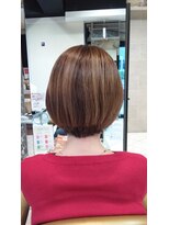 アニュー ヘア アンド ケア(a New hair&care)&nbsp;大人可愛い切りっぱなしひし形レイヤーカットモカベージュ