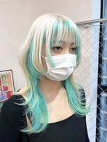 リル 溝の口(LiL) ホワイト×ミントグリーン  【ウルフカットはYUKINO指名！】