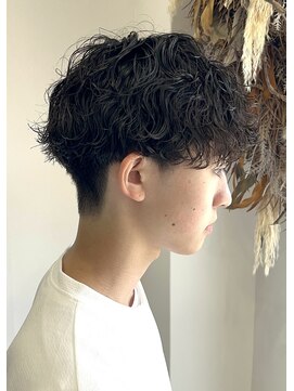 ネクストフォーヘアー(NEXT for hair) 波巻きパーマ　刈り上げマッシュ　強め　メンズパーマ