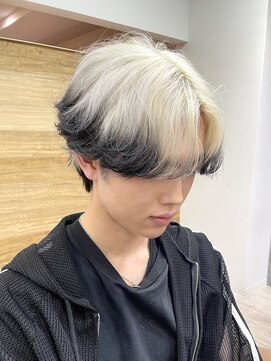 ジゼル(gisele) ホワイト×裾グラデーション