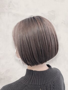 ライナス(Linus) ミニボブココアブラウン小顔美肌ストレート丸み