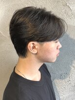 ニアウ 高崎店(Niau)&nbsp;メンズセンターパートウルフニュアンスフェザーパーマ群馬高崎