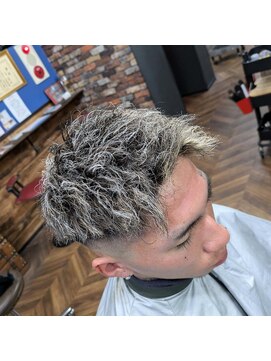 クラウン(CROWN) ホワイトメッシュ×ジェットツイスト