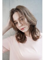 ギークス(GEEKS)&nbsp;【GEEKS渋谷】フェイスレイヤー/くびれミディアム/小顔/ベージュ