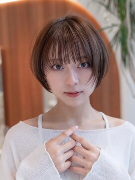 イオ 本厚木(io) 20代30代前下がりショートボブ白髪ぼかしハイライト縮毛矯正