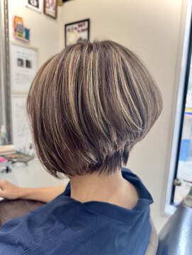 ヒーリングヘアーサロン コー(Healing Hair Salon Koo) 白髪でもおしゃれメッシュ♪