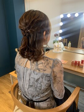 美容堂 綺麗めハーフアップ