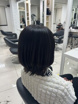 アッシュ 吉祥寺店(Ash) バッサリカットでくびれボブヘア