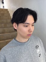 バズ(BUZZ)&nbsp;メンズカット/センターパート/カルマヘア