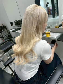 エルフレームバイワンラヴェスト(L'FLAME by one Lovest) 10代20代30代ミルクティーベージュダブルカラーブリーチ長野駅