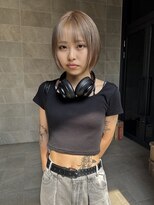 スニュウ(snuw)&nbsp;ブリーチで作るミルクティーベージュ