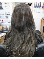 ナクレヘアー(nacure hair) アッシュグレー系へカラーチェンジ
