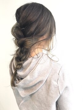 ヘアメイク オブジェ(hair make objet) グレージュインナーカラー アレンジVr        KAI