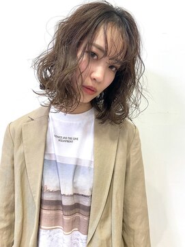 ガレージ バイ グリーン 原宿 表参道(Garage by green) 【loki】ミディアム×カーリーへア