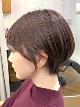ハット(HUT) 【大人可愛いショートヘア】