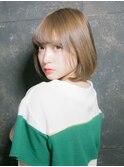 艶ベージュ ボブ