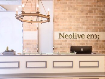 Neolive em；元住吉店