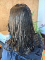 アークスヘアー&nbsp;スモーキーアッシュ大人かわいい♪上品艶ブラウン×毛先カール