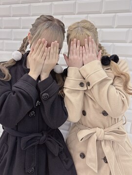 リルミー(Lilme) 双子で可愛い編み込み×三つ編みヘア＊まゆ