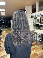 イエローコーン 金沢文庫店(YELLOW CORN) 天然パーマ×ハイライト