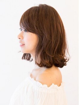 フェスト ヘア メイクアップ(Fest hair makeup)の写真/髪に優しいコスメ系、酸性デジタルパーマでダメージを抑え、ふんわり柔らかいカール◎スタイリングも簡単に