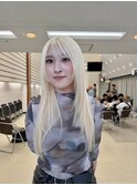 イメチェン/ホワイトブロンド/外ハネボブ/美髪/名古屋