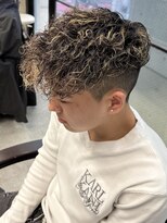 イーラ(era) スペインカールスパイラルパーマメッシュマッシュ前下がり