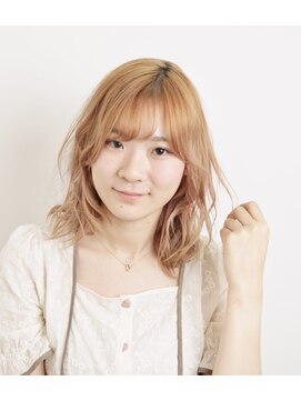 ドゥセリエ 新宿本店(de cellier) エアリーミディウェーブ