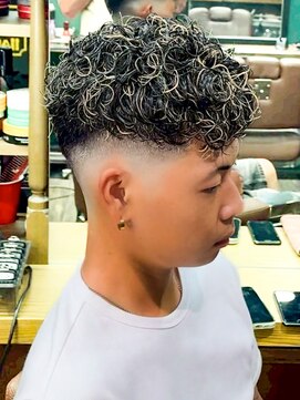 プロショップウェーブ セカンド(PRO SHOP WAVE II) スペインカール/グランジ/メンズパーマ/アクティブショート/針金