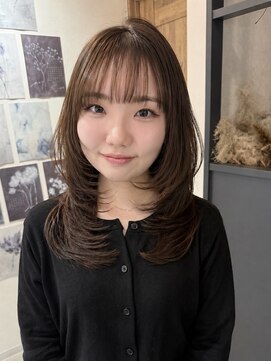 エトワ 中央店(etoi) 大分ハッシュカット胸上鎖骨下ミディアムレイヤースタイルかるめ