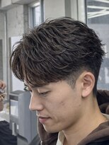 オーバル ジングウマエ(OVARL jingumae)&nbsp;フェザーパーマセンターパート