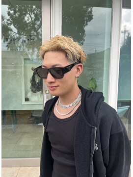 ディプティック ヘアー チェンジ ミュージアム(diptych Hair Change Museum) ベージュカラー/抜きっぱなし/メンズカット/滋賀/南草津