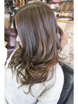 オーバーキャプテンネイキッド(OVER CAPTAIN NAKED) ナチュラルテイスト♪エクステ付け放題＋事前調整カット