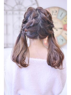 メイズ(MAZE) 【メイズ東中野・鍛原志行】編み込みツインテール