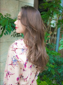 ルティア(Lutia) アッシュベージュブラウン