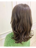 ヘアアンドメイクグラチア(HAIR and MAKE GRATIAE) ミディアムロング☆マッドグレージュ透明感♪