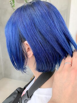 テトヘアー(teto hair) ブルー、デザインカラー、スリークボブ、スカイブルー
