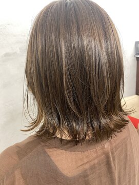 インビテーション(invitation) 外ハネミディスタイル*