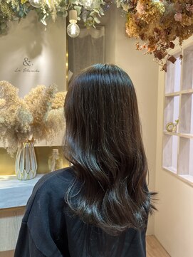 アンド ラ ブランシュ(&.La Blanche) ショコラベージュ/ベビーバング/ミディアム/大宮/トリートメント