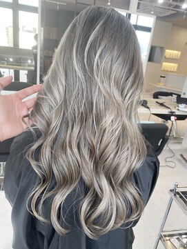 リア 近鉄八尾店(Lia) バレイヤージュ