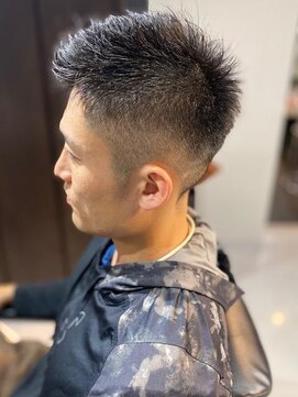 バーバーバー 四谷(BARBER-BAR) 大人の刈り上げスタイル