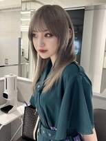 ファイブバイジエクト 堀江(FIVE by The Ect)&nbsp;透明感グレージュカラー×シースルーバング×ハイトーンカラー2