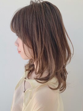 ルーシィバイナチュラル(lucy by Natural) うるふわレイヤー