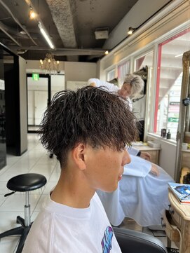 アイズ 海老名(AIZU) ツイストスパイラルパーマ ツイストパーマ メンズパーマ