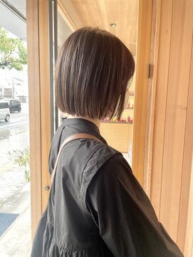 アルジャーノンシロ(ALGERNON shiro) 大人可愛いぷつんとボブ