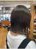 大人可愛い小顔くびれボブダークアッシュグレージュブリーチなし