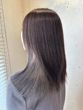 サロン ド ソーホー 蕨(Salon de SOHO) ◎シルバー×インナーカラー◎ 【中川 史菜】