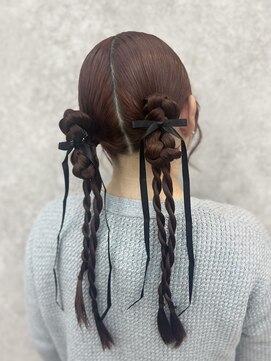 ラビス(Lovis) ミディアム/暗めカラー/デザインカラー/フェイスフレーミング