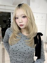 オニキス 原宿(ONYX)&nbsp;a167 レイヤーカットハイトーンブリーチカラー韓国ヘアブロンド