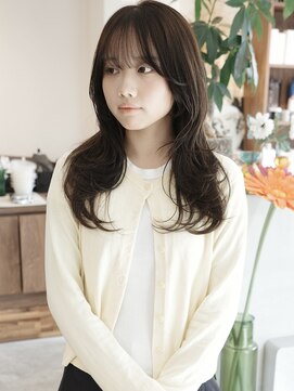 ウィム(wim) " ハッシュカット "/ロングレイヤー/レイヤーカット/顔周り